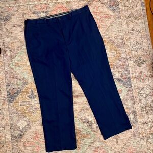 Men's Haggar Cool Right Performance Flex Classic Fit Pants. 44”x32”